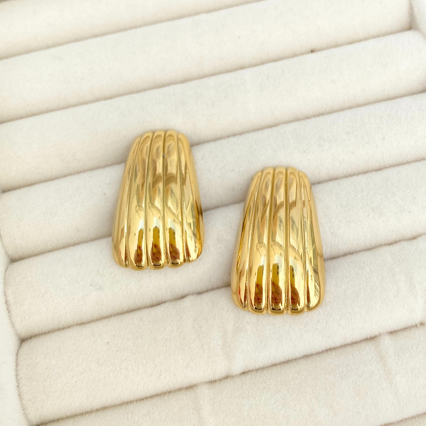 Aretes Martina Dorado