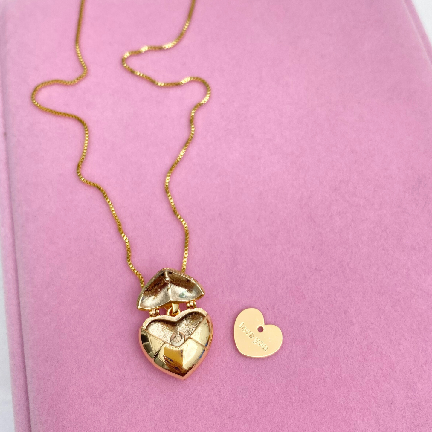 Cadena Corazón Sobre