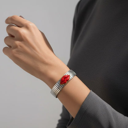 Brazalete Kiss - Plateado